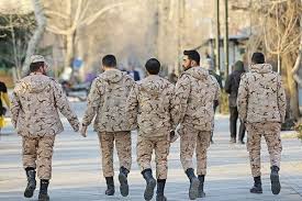 سرباز وظیفه شناس اشک همه را درآورد؛ درخواست عجیب سرباز از فرمانده + فیلم
