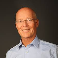 Selbst die ARD Sendung plusminus bringt es nun schon: Unsere Brötchen und  Brote sind zu Industrie-freundlicher magen-feindlicher Chemie-Pampe  verkommen: