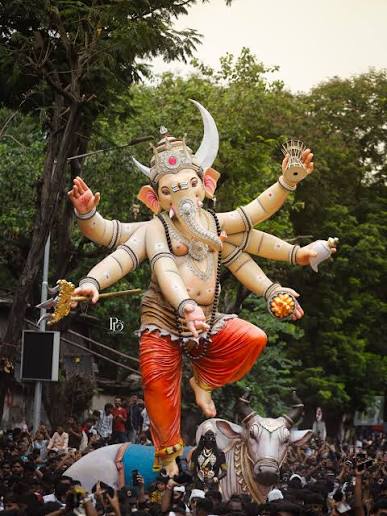 परळचा विघ्नहर्ता 2026 📸- @pd_photography_00_ #parel #ganpatibappamorya  #mumbaicha_utsav_official