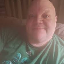 How to remove shell from boiled eggs?