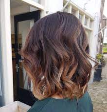 Si Tienes El Cabello Corto Estaras De Acuerdo En Que Es Una Maravilla Te Hace Ver Mas Juvenil Y A Tiger Eye Hair Tiger Eye Hair Color Hair Inspiration Color