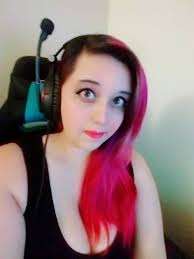 Twitch streamer playing scary games