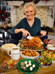 The trio were last seen together on the great british bake off last year, but refused to join paul hollywood when the show moved to channel 4. Mary Berry S Xmas To Do List Perfected Foolproof Day By Day Plan To Make It All Go Smoothly Christmas Food Dinner Perfect Christmas Dinner Mary Berry Christmas