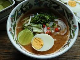 Bukan gambar aje nampak lawa tapi rasanya pun memang sedap, power habis! Laksa Utara Yang Sedap Azie Kitchen