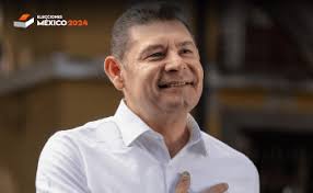 Alejandro Armenta, candidato de Morena, se dice nuevo gobernador de Puebla