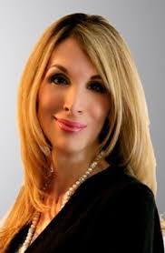 Gina Justice's Instagram, Twitter & Facebook