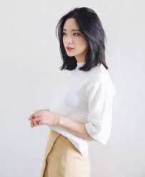 21 Coupes Pour Bien Commencer La Rentree 2017 The Reporthair 21 Coupes Pour Bien Commence Medium Hair Styles Short Hair Styles For Round Faces Hair Lengths