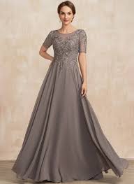 D'autant que la robe de mariée courte est l'une des grandes tendances de l'année. Robe Mere De La Mariee 2021 Jj S House