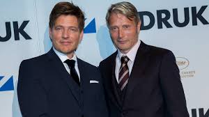 Thomas vinterberg dedicated his best international film win for another round to late daughter ida who passed away in a car accident in 2019. C9e Cbj Kww Lm