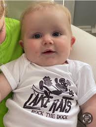 Manny and Scooter sharing some cuteness ❤💙