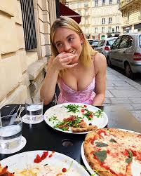 Sydney Sweeney Sydney Sweeney Sydney Eat Instagram