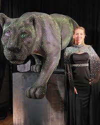 МАКСИМ И МАРИНА СИНИЦКИЕ |ШОУ-ТОРТЫ| Кондитеры для миллиардеров | Филипп  Киркоров пригласил нас с Максимом на премьеру своего нашумевшего  клипа-блокбастера «Чёрная пантера» 🖤 Это самый звёздный клип! ⭐️... |  Instagram