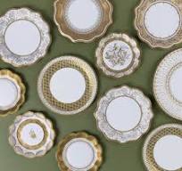 Gold Paper Plates Large - 24 Pack| Christmas Plates ...