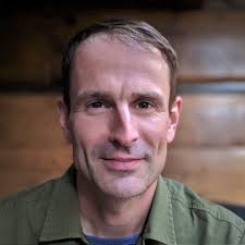 It has been a weird couple of years, which I'm sure has made a lot of us  re-think our priorities in life. Turns out I'm feeling done with living and  working in