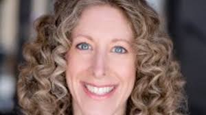 Teacher sues Evanston-Skokie School District over CRT