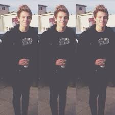 I Don T Wanna Be Your Friend I Wanna Kiss I Dont Wanna Be Your Friend I Wanna Kiss Your Neck Luke Hemmings 1d And 5sos Luke
