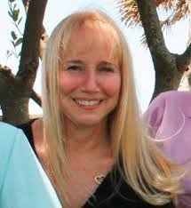 Sheila Stettler's Instagram, Twitter & Facebook