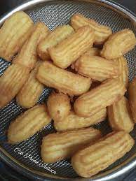 Hasilnya nanti churros jadi rangup di luar dan lembut di bahagian dalam. Resepi Churros Sedap Lembut Dan Rangup Disaluti Sos Coklat Aumm Yummy Kitpramenulis