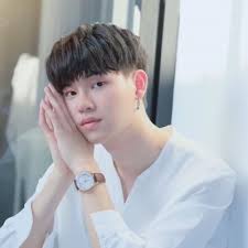 Lilin (Lilin_lilinn@)