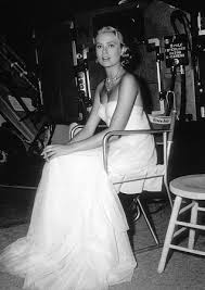 Uber Den Dachern Von Nizza 1955 On Imdb Movies Tv Celebs And More Grace Kelly Style Princess Grace Kelly Grace Kelly