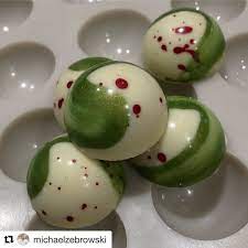 repost michaelzebrowski pistachio bonbons f52grams americanbounty bakelikeaproyoutube bolo doce