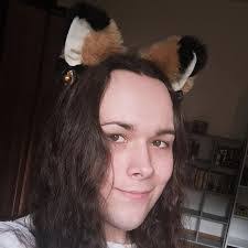 Leo Melancon's Instagram, Twitter & Facebook