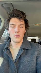 Justin Messick's Instagram, Twitter & Facebook