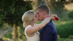 Toen was ze smerig, en nu is ze smerig. Joey Is Klaar Met Gaby Blaaser Het Is Voor Mij Over En Uit Show Ad Nl