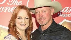It was donated to the state of oklahoma by millionaire oilman e. The Pioneer Woman S Husband What You Don T Know About Him
