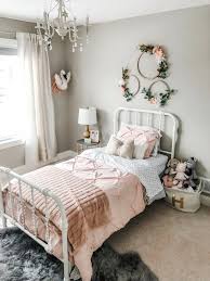 Little Girl S Bedroom Katie Emma In 2020 Stylish Kids Room Big Girl Bedrooms Room Ideas Bedroom