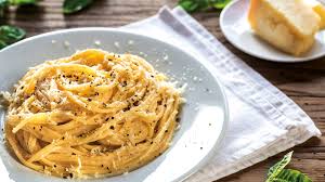 Ricetta Pasta Cacio E Pepe Versione Tradizionale Alitalia Discover Italy