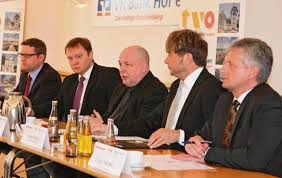 24 im stadtteil neugattendorf zu finden. Hof Hof Konkret Tv Duell Der Ob Kandidaten Hof Frankenpost