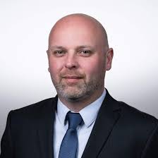 Erre kineveznek helyettes államtitkárnak egy 22 éves nőt. Rendezvenyek Magyar Projektmenedzsment Szovetseg