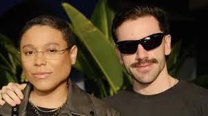 Bruno Matos reage a boatos e contesta pergunta sobre separação com  ex-marido