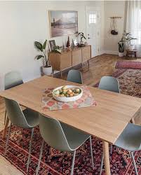 Pin By Melissa Sellars On Maison In 2020 Dining Table Green Dining Chairs Dining