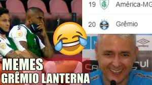 Fotos do internacional zuando o gremio. Memes Do Gremio Lanterna Do Brasileirao Youtube