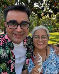 New country New towns New experiences with kids New memories with family  Blessed ❤️☀️🌍🧿☕️