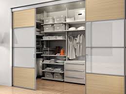 La profondità dei ripiani interni al mobile con ante scorrevoli è minore di circa 8/10 cm (ingombro dello schienale e delle ante scorrevoli) rispetto alla profondità impostata. Amadi Su Misura A Vicenza E Nel Veneto Qualita Artigianale