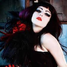 Katrina Maxfield's Instagram, Twitter & Facebook