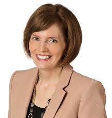 Lisa Murata's Instagram, Twitter & Facebook