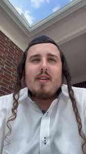 It's always a pleasure to get together with @theyoel. For those who don't  know him yet (have you been living under a rock?), Yoely is a super  talented, Hasidic comedian, entertainer, and