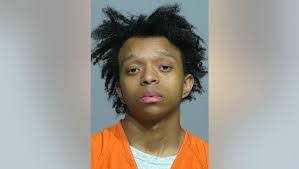 Derrick Yarbrough's Instagram, Twitter & Facebook