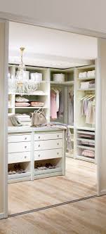 Begehbarer Kleiderschrank Einbauschrank Begehbarer Kleiderschrank Begehbarer Kleiderschrank Einrichten
