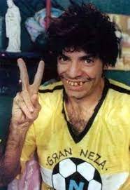 Eugenio derbez eugenio derbez nació el 2 de septiembre de 1961 en ciudad de méxico, méxico. 25 Ideas De Xhderbez Derbez Familia Peluche Eugenio Derbez Personajes