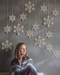A macrame wall hanging is a simple way to spruce up your walls and add a little flair to your space. Macrame Snowflake Macrame Christmas Decor Modern Macrame Cotton Rope Bohemian Makrame Dekor Panno Diy Modern Macrame Macrame Art Diy Crafts Knitting