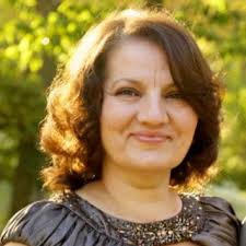 HCA Healthcare Houston West moving towards Excellence. In August 2022 we  celebrated more than a year of ZERO CLABSIs and CAUTIs for our 4th Floor.  Way to go Team!