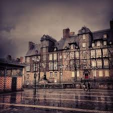 Place Des Lices Rennes Bretagne Rennes Ville Rennes