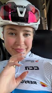 Laura Lizette Sander 🇪🇪 (Team Coop-Repsol) in her National Champion Kit