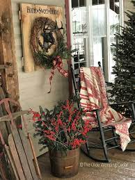 57 Beautiful Outdoor Christmas Decorations Front Porch Christmas Decor Christmas Porch Decor Farmhouse Christmas Decor