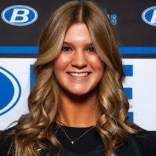 Toni Stabile's Instagram, Twitter & Facebook